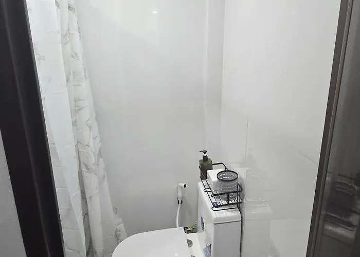 Units Near Airport By Jade Manila