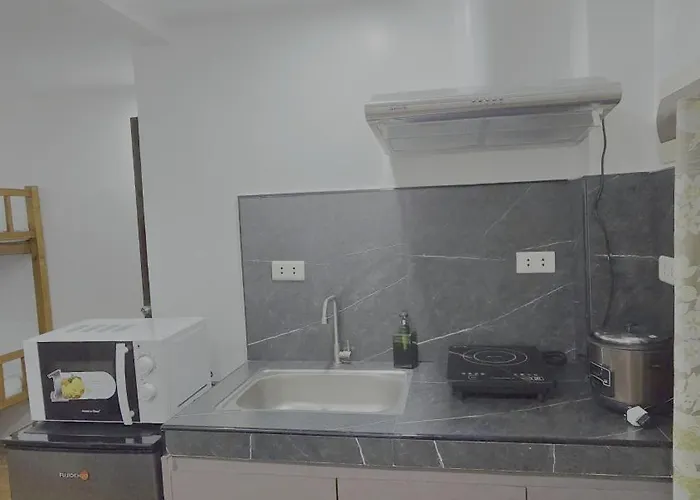 Units Near Airport By Jade Apartment Manila
